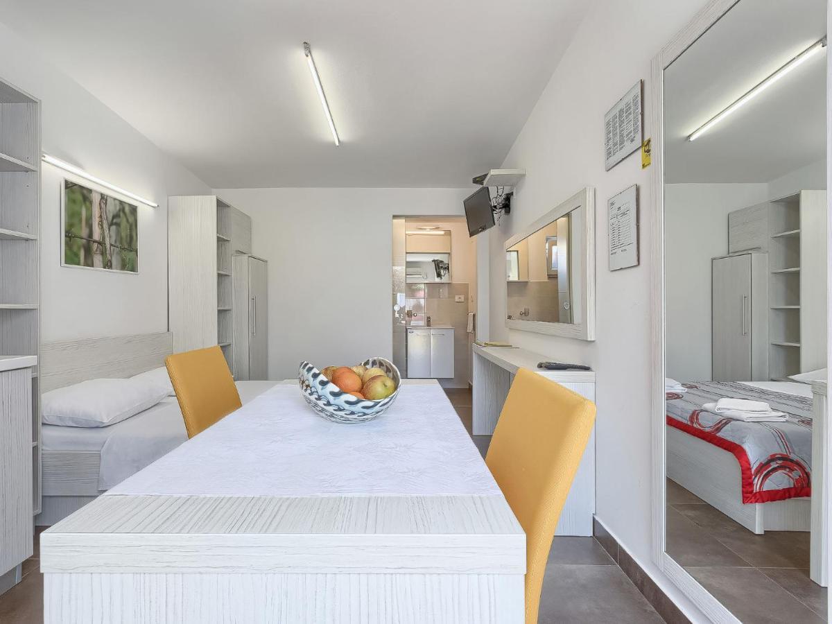 Nika-8 By Interhome *